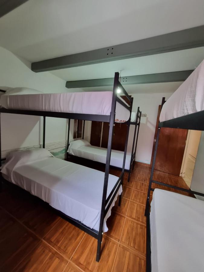 Casa Alvarado Hostel Salta Esterno foto